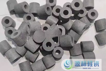 氨分解催化劑的主要特點和用途是什么？